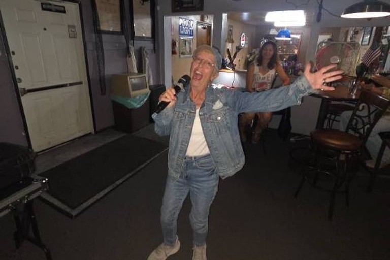 Sunday Karaoke at the Eagles