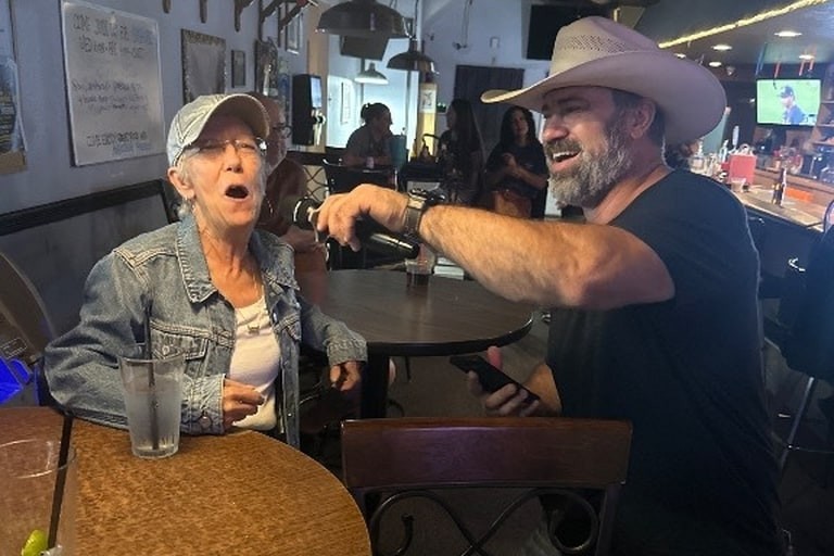 Sunday Karaoke at the Eagles
