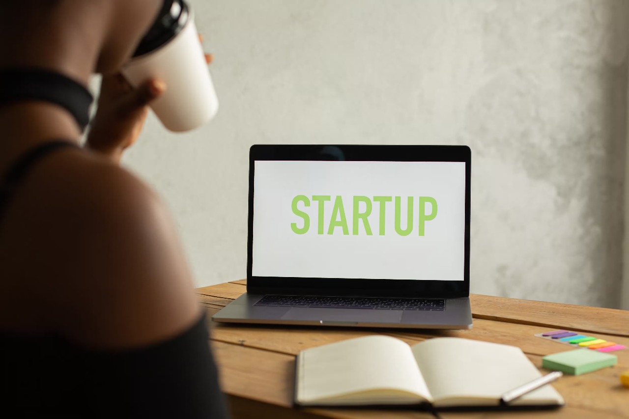 Rise, Grind, Repeat: Bengaluru Startup Clocks In for Controversy